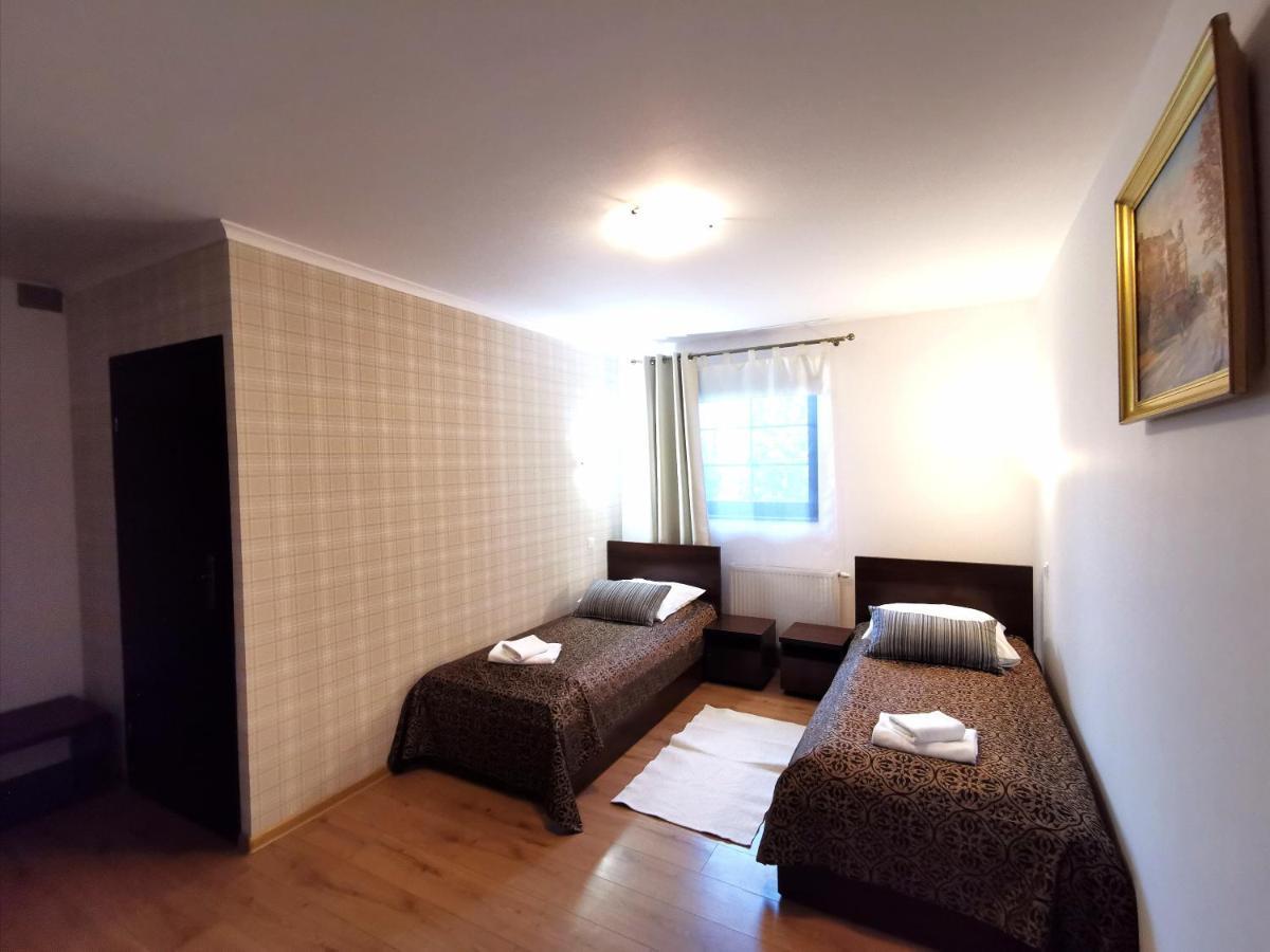 Dworek Zloty Rog Hotel I Restauracja Краков Экстерьер фото